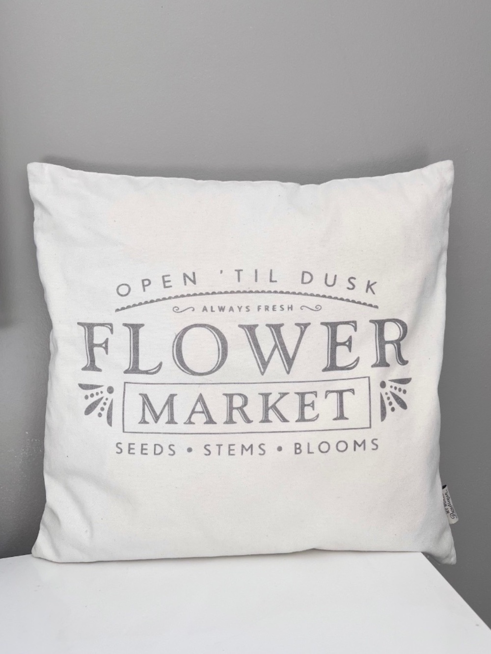 Farmhouse Cottagecore decorative throw pillow with insert - Flower Market